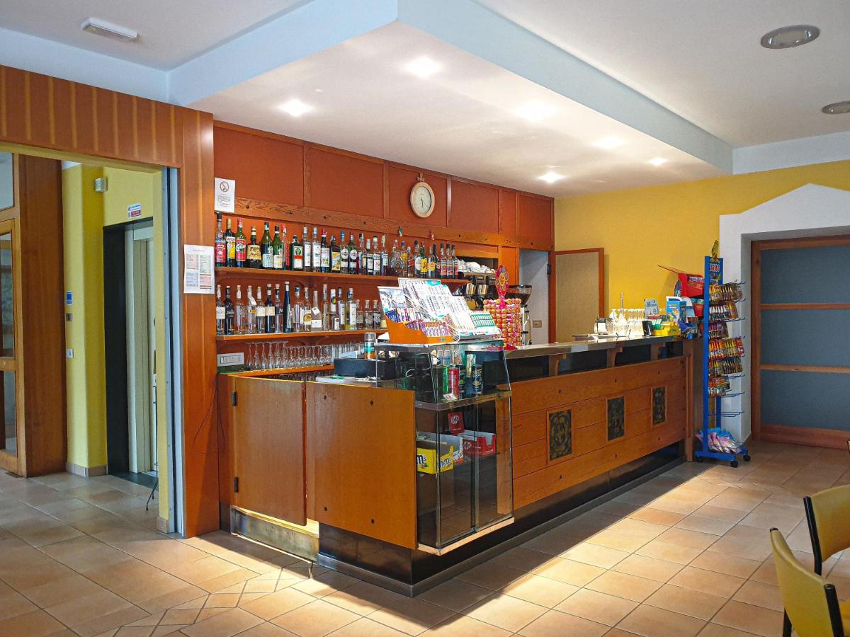 Hotel Fior Di Monte Caspoggio Kültér fotó