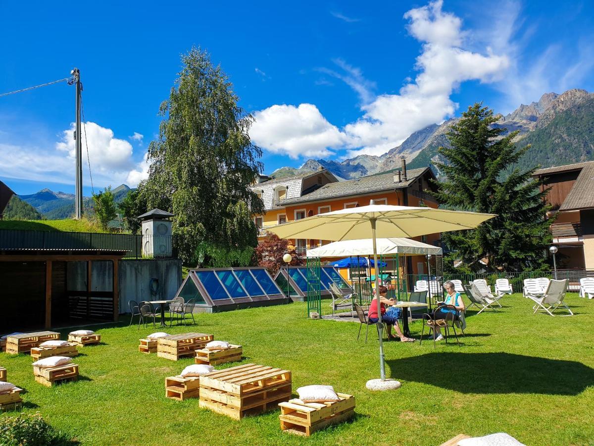 Hotel Fior Di Monte Caspoggio Kültér fotó